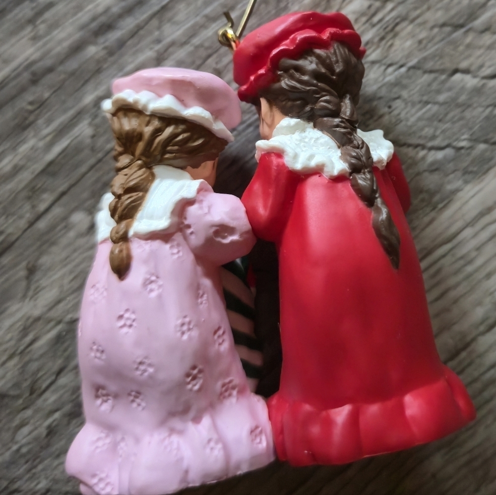 Hallmark Keepsake 1999 Christmas Ornament Sister to Sister "My Sister My Friend" - Picture 6 of 8